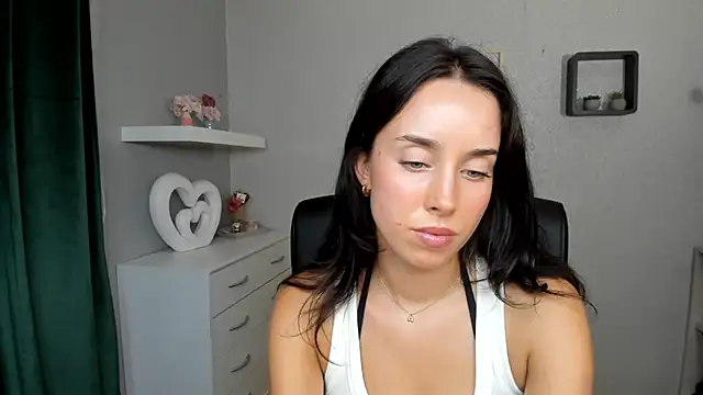 AdeleSolo webcam