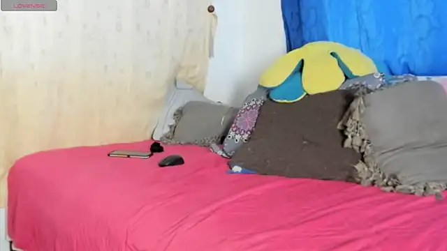 Lara_vela webcam