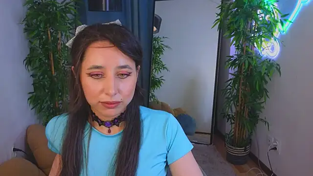KiraNoir___ webcam