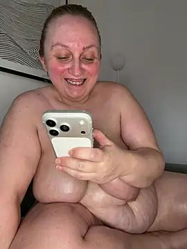 BBW_Nora webcam