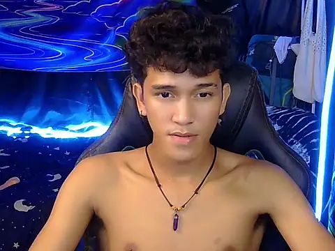 hugekenbigcock webcam