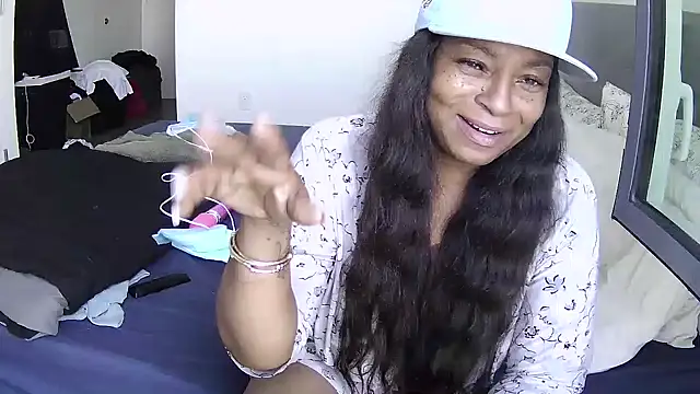 MSweetLindaParks webcam