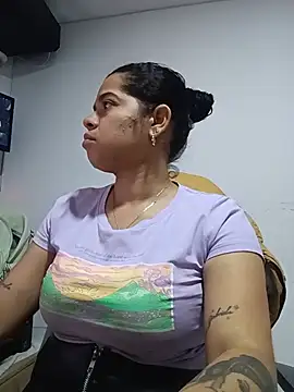 alexa-cooper- webcam