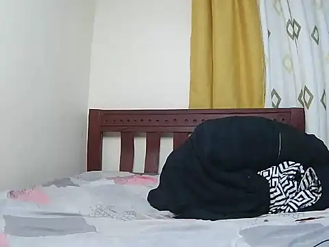 Red_sauce live cam on StripChat