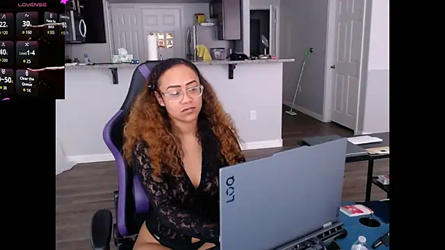 ReeseZen live cam