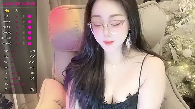 Monica-666888- webcam