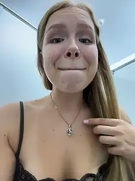 Liza_risky