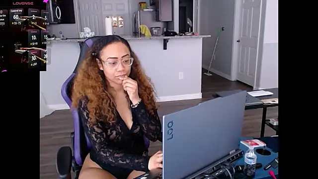 ReeseZen live cam