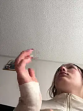 Valery_Salmons webcam