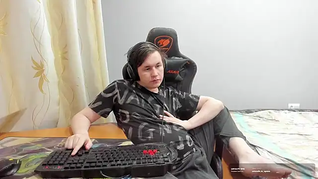 iliaskrislove webcam
