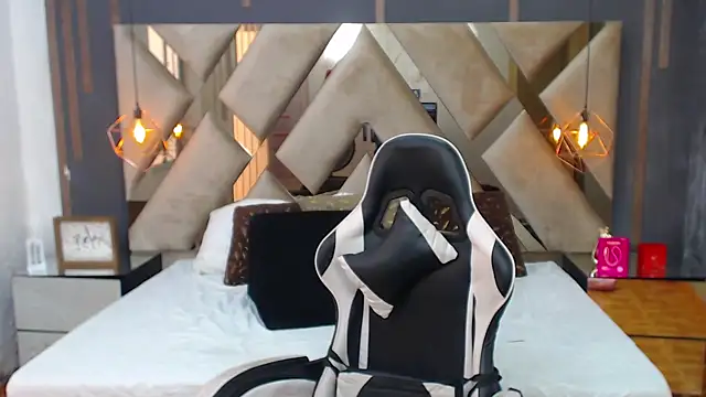 MartinaaFit webcam