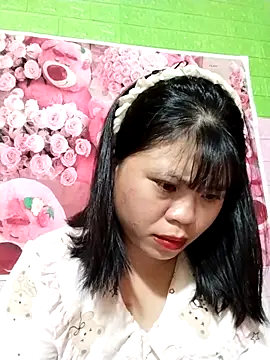 Xuka_lyss live cam on StripChat