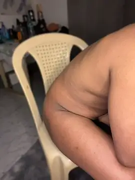 DarkMuscleBoyX webcam