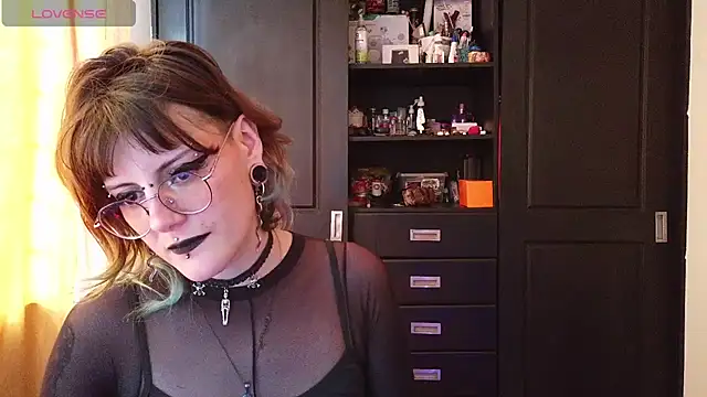 Rossiee_huntt webcam