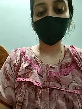 Tamil_shalini live cam on StripChat