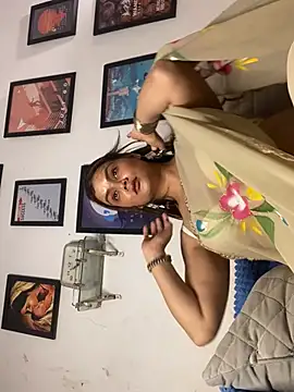 Leena_singh2 webcam