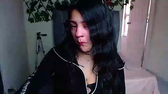 Violettasquirt webcam