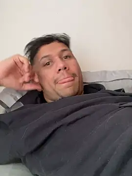 Michaell_Spinelly webcam