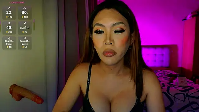 Cock4UrMouth webcam