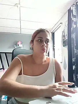MariBelle1 live cam on StripChat