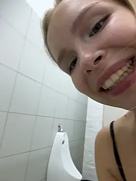 Liza_risky live sex cam
