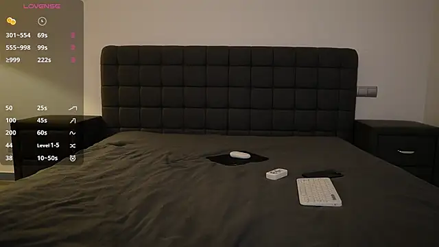 GoldieHarrington webcam