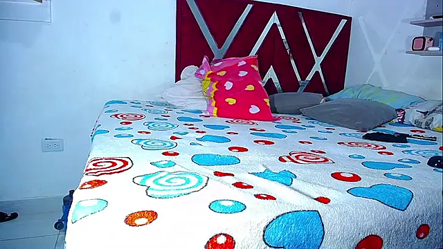 DanisaBrown webcam