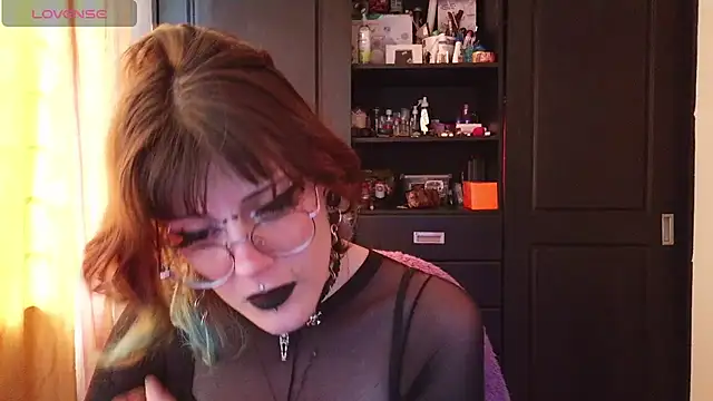 Rossiee_huntt webcam