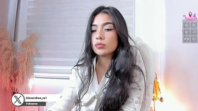 Alexandra_ra webcam