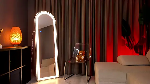 ZariaVera webcam