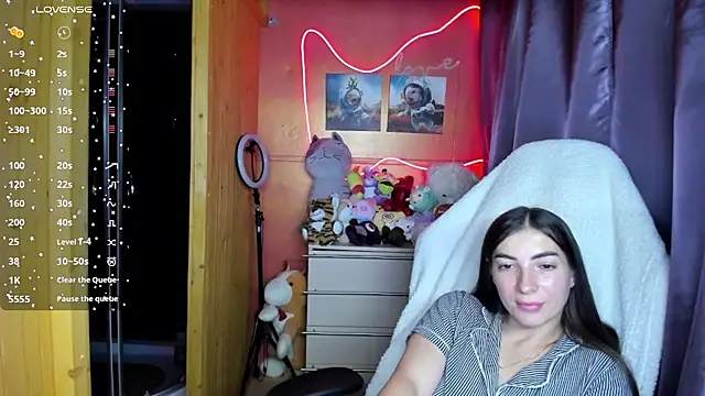 Fiery_Brunette_ webcam