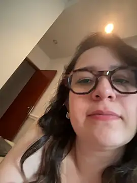 amooraaamoon webcam