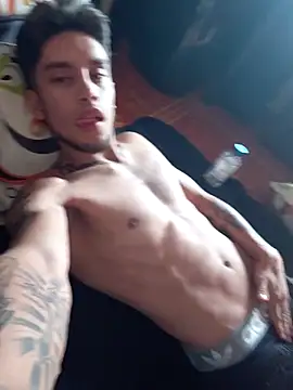 BebecitoCk-777 webcam