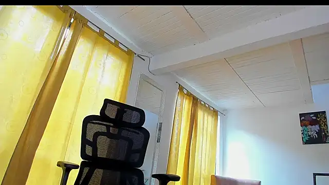 Laura_Ivy webcam