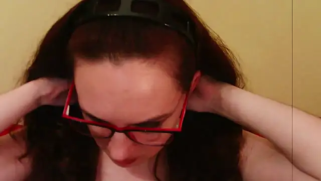 EmilyHotAngel webcam