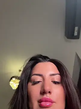 SophieRoouse webcam