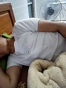 Jadi_M webcam