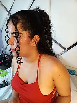 NicolleOverton webcam