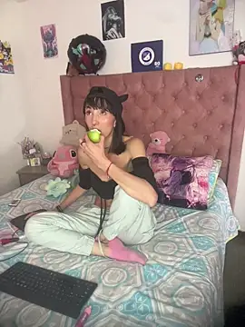 Sakura_and_yuki webcam