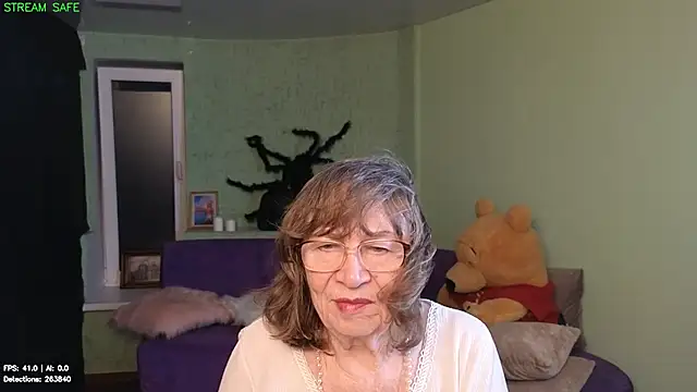 Betty_Brick live cam on StripChat