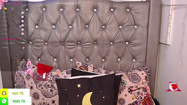 LAILAGUMMY webcam
