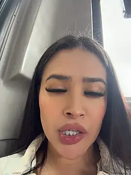 Sara_fun's live cam