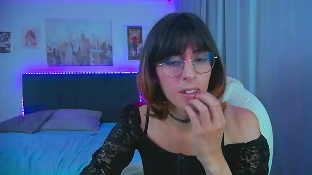 goth_minerva webcam