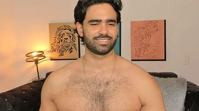 brad_martin (M young) - NAKED AND HARD DICK