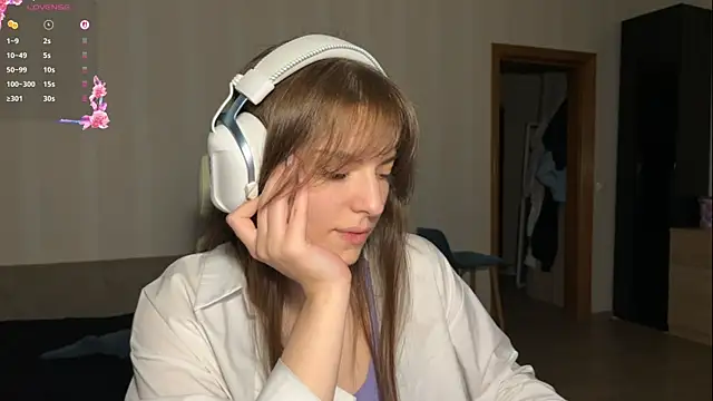 LorinaSpero live cam