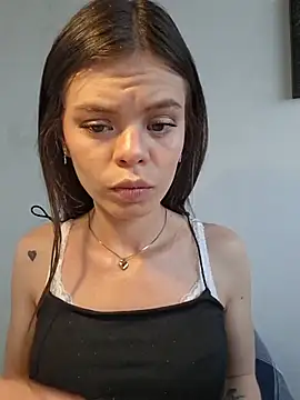 _Isabella-7 webcam