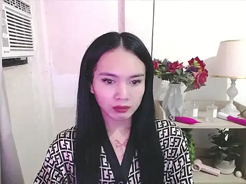 devine_goddess webcam