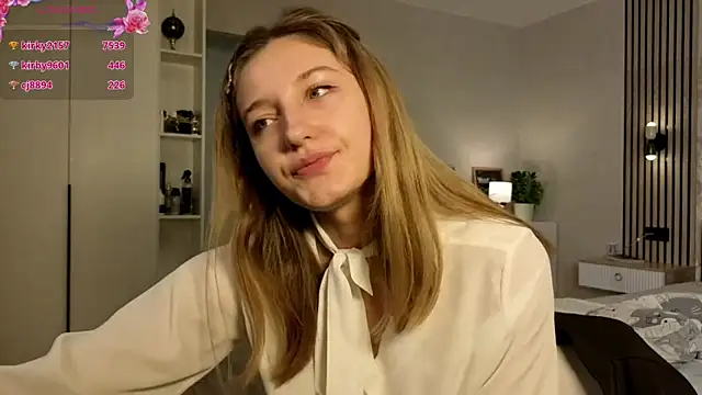 AvelinaSchepp webcam