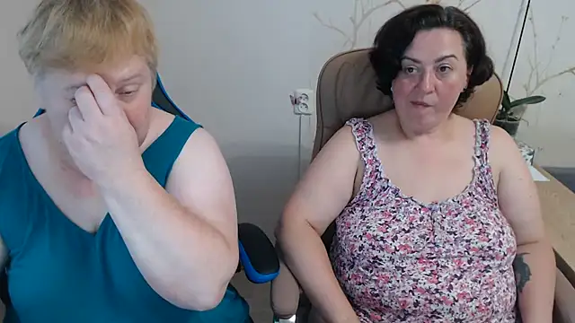 Lindy-Jeanie webcam