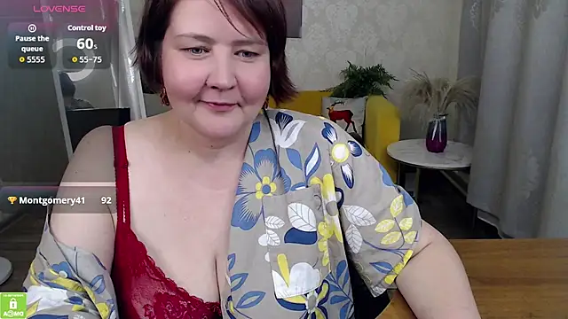 QUEEN02030 webcam
